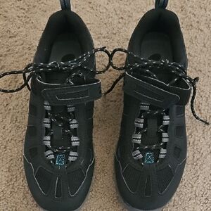 Women's Black Athletic Shoes